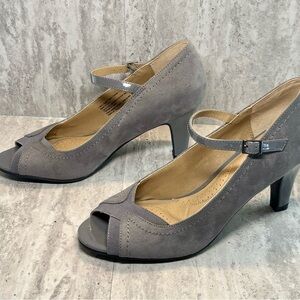 Dexflex Pewter Gray Faux Suede Comfort Cushioned Heels Open Toe Pumps Sz 9M